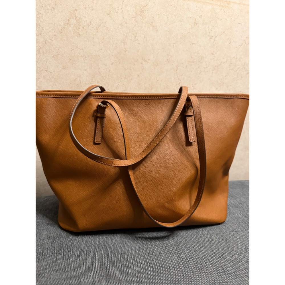 Michael Kors Jet Set Travel Large Tote Bag Brown Saffiano Leather Gold Hardware - Picture 4 of 10